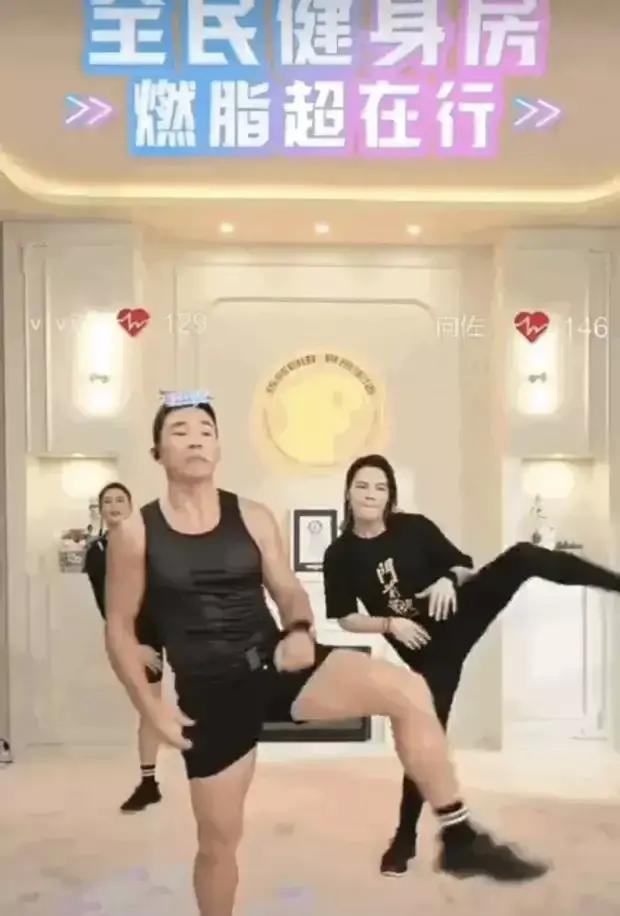 向佐真实一面
